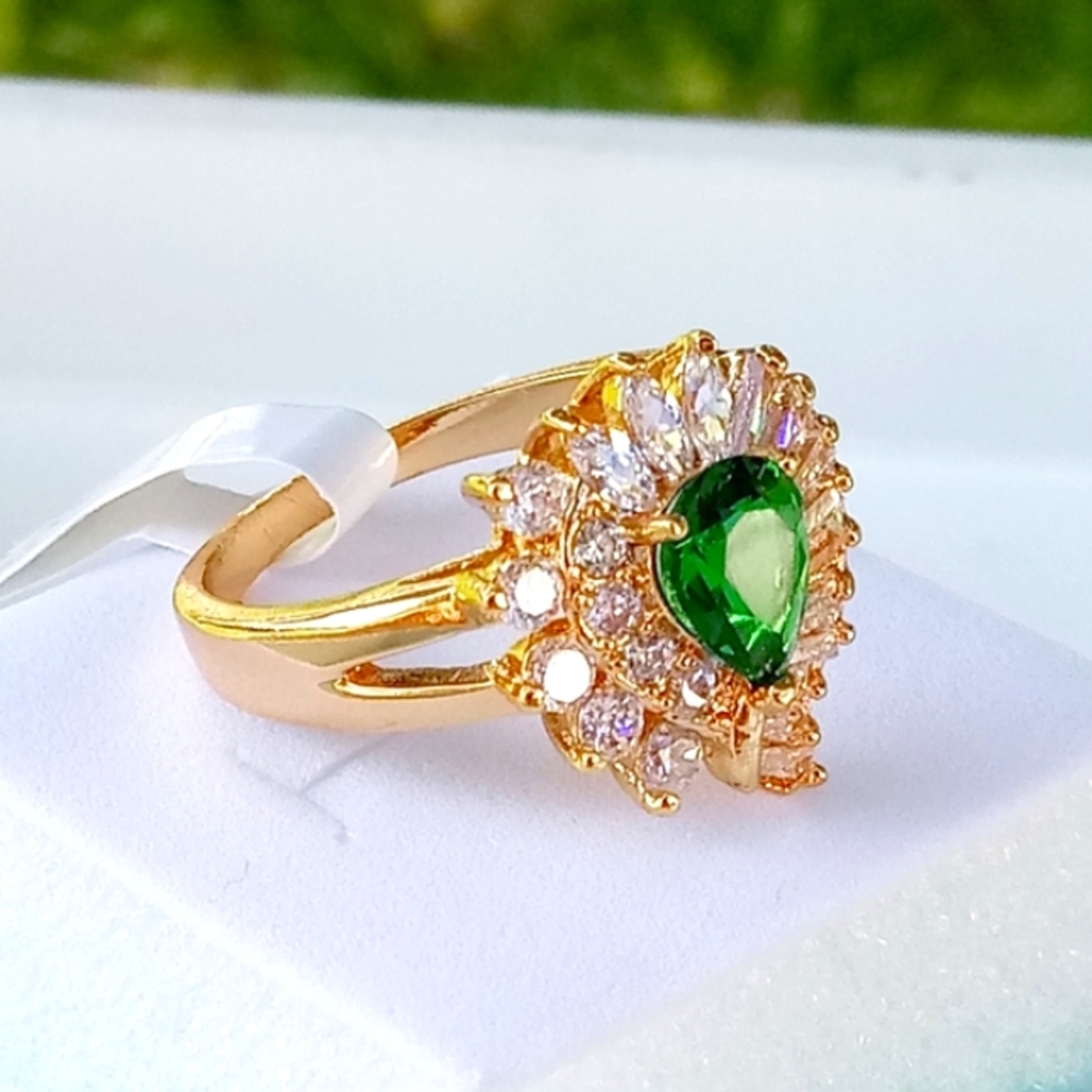 Emerald CZ GP Silver Ring 9 - Picture 2 of 4